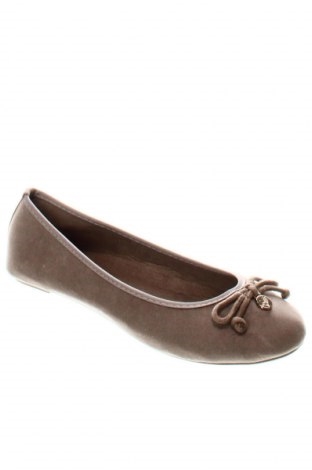 Lynfield shoes