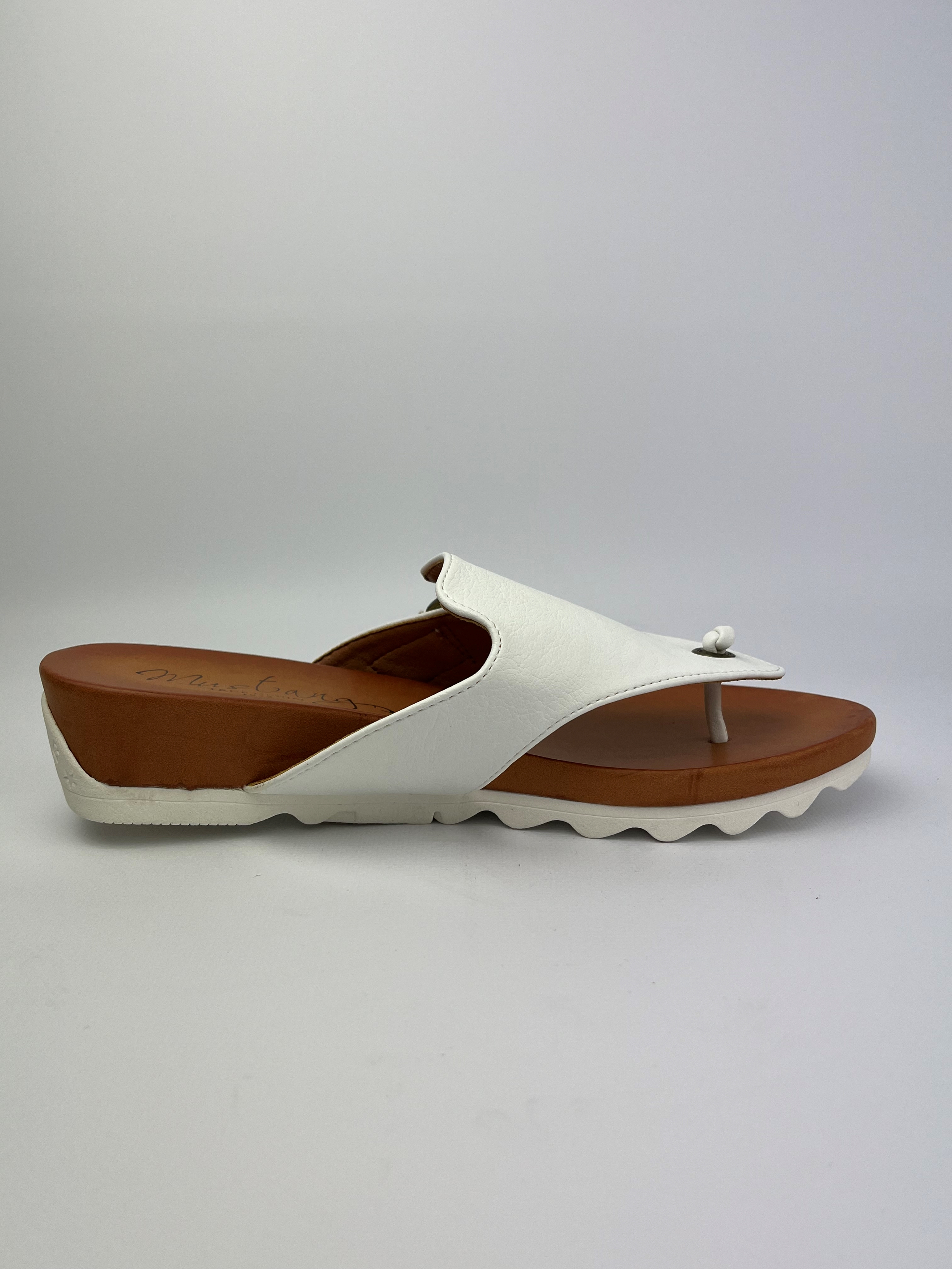 Mustang sandals
