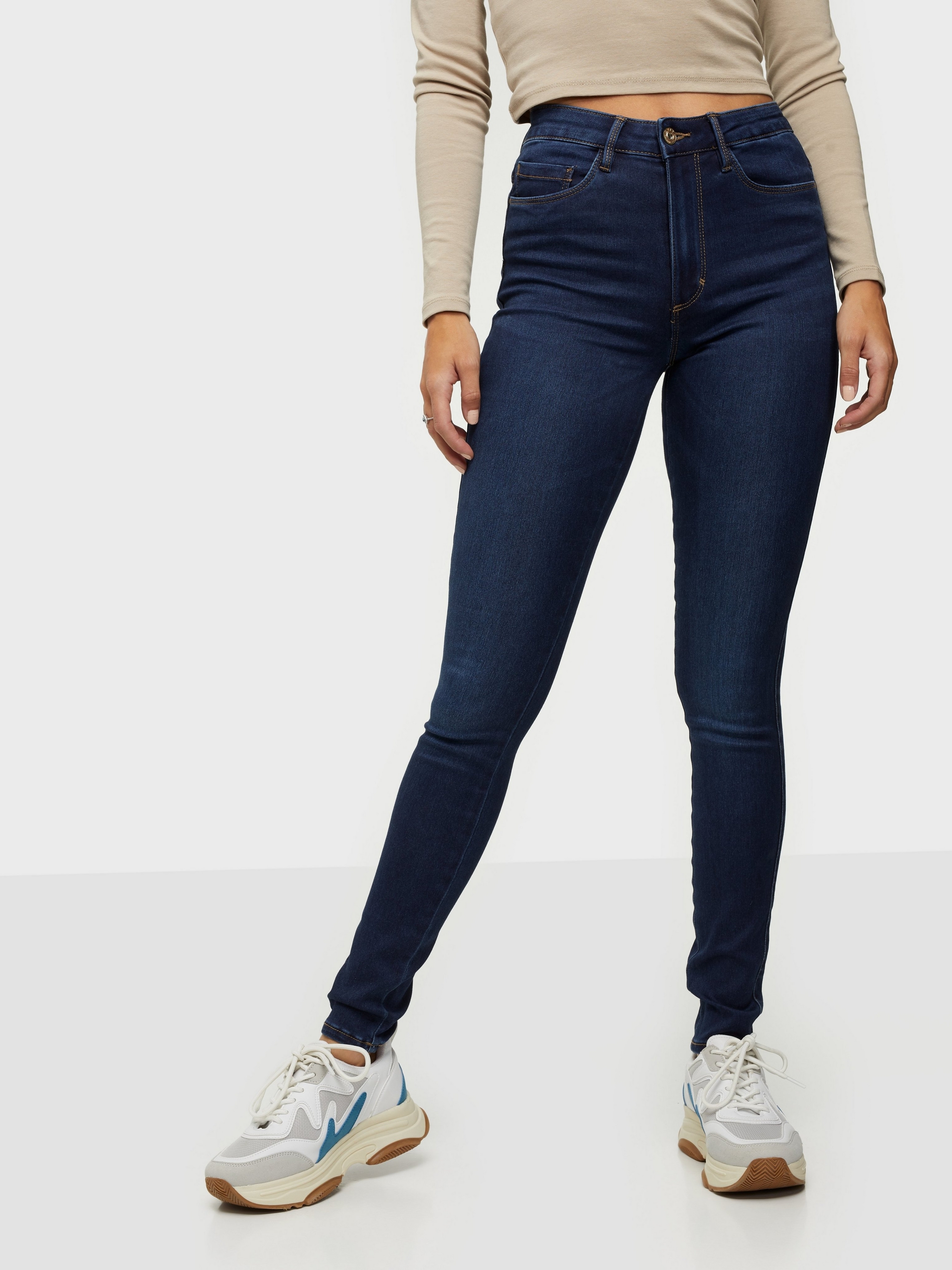 Only women's jeans