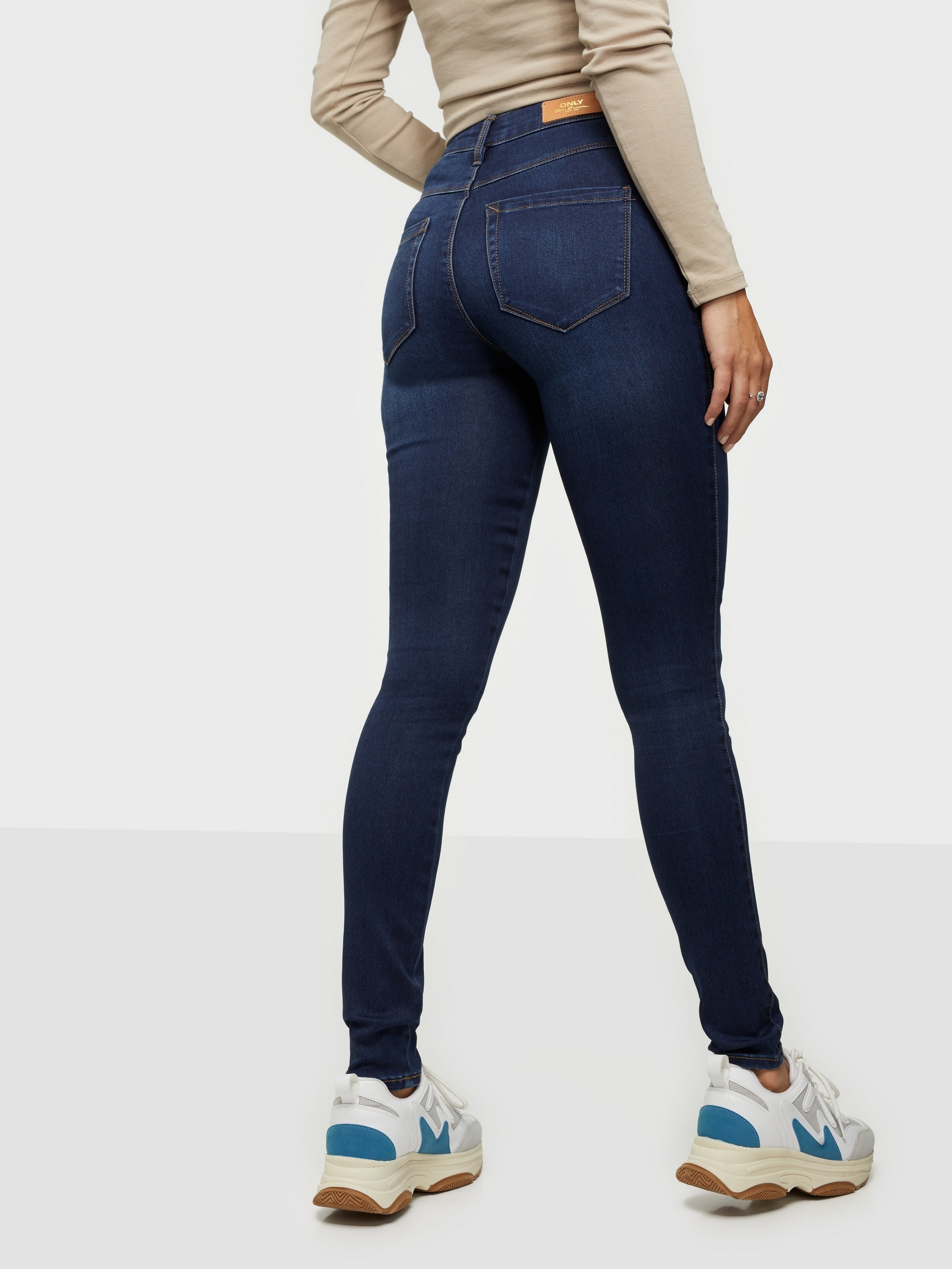 Only women's jeans