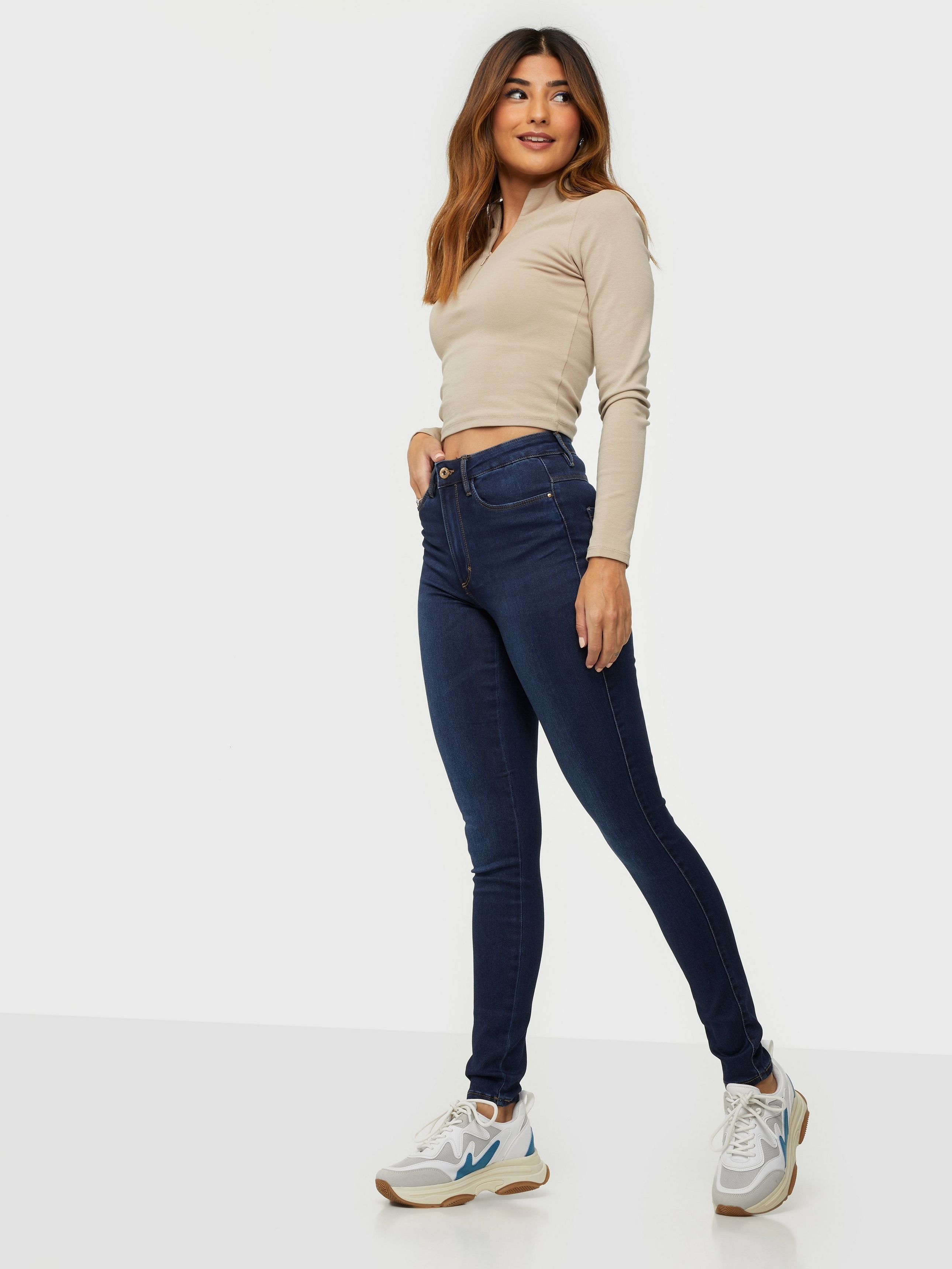 Only women's jeans