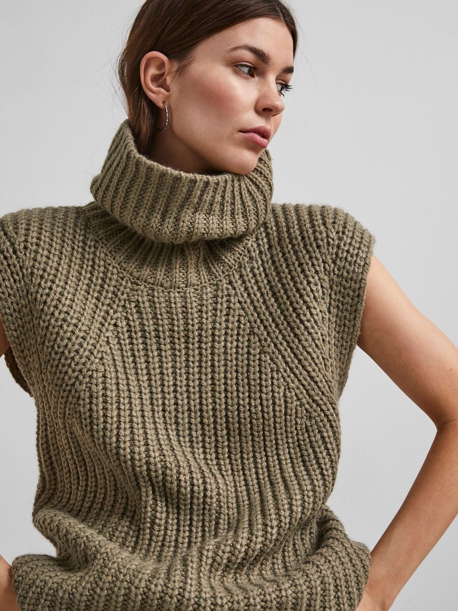 Knitted vest YASLIP