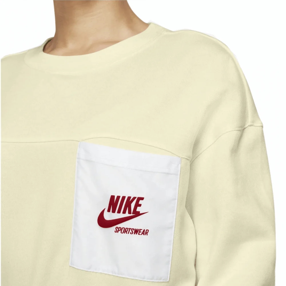 Nike sweatshirt