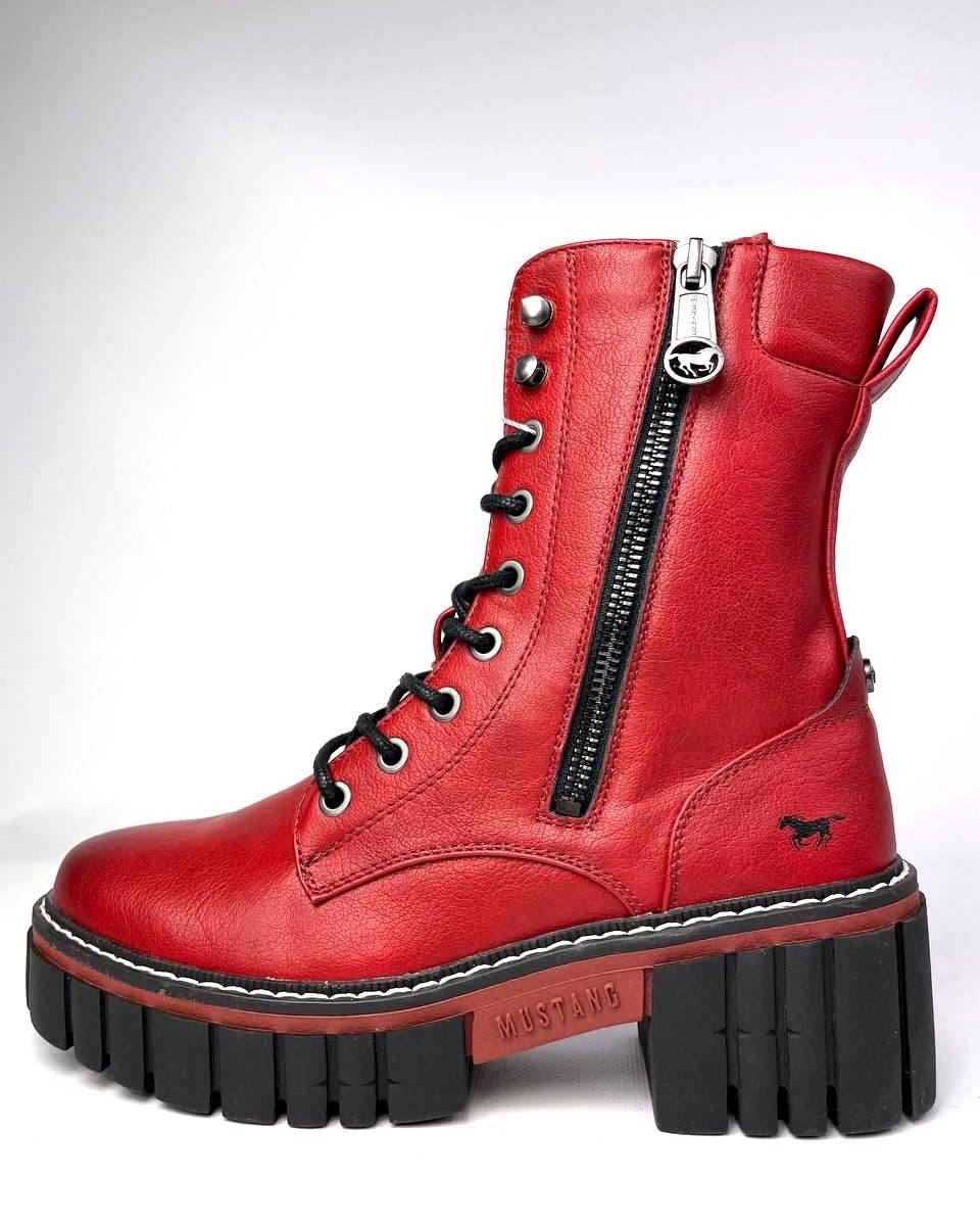 Mustang Boots