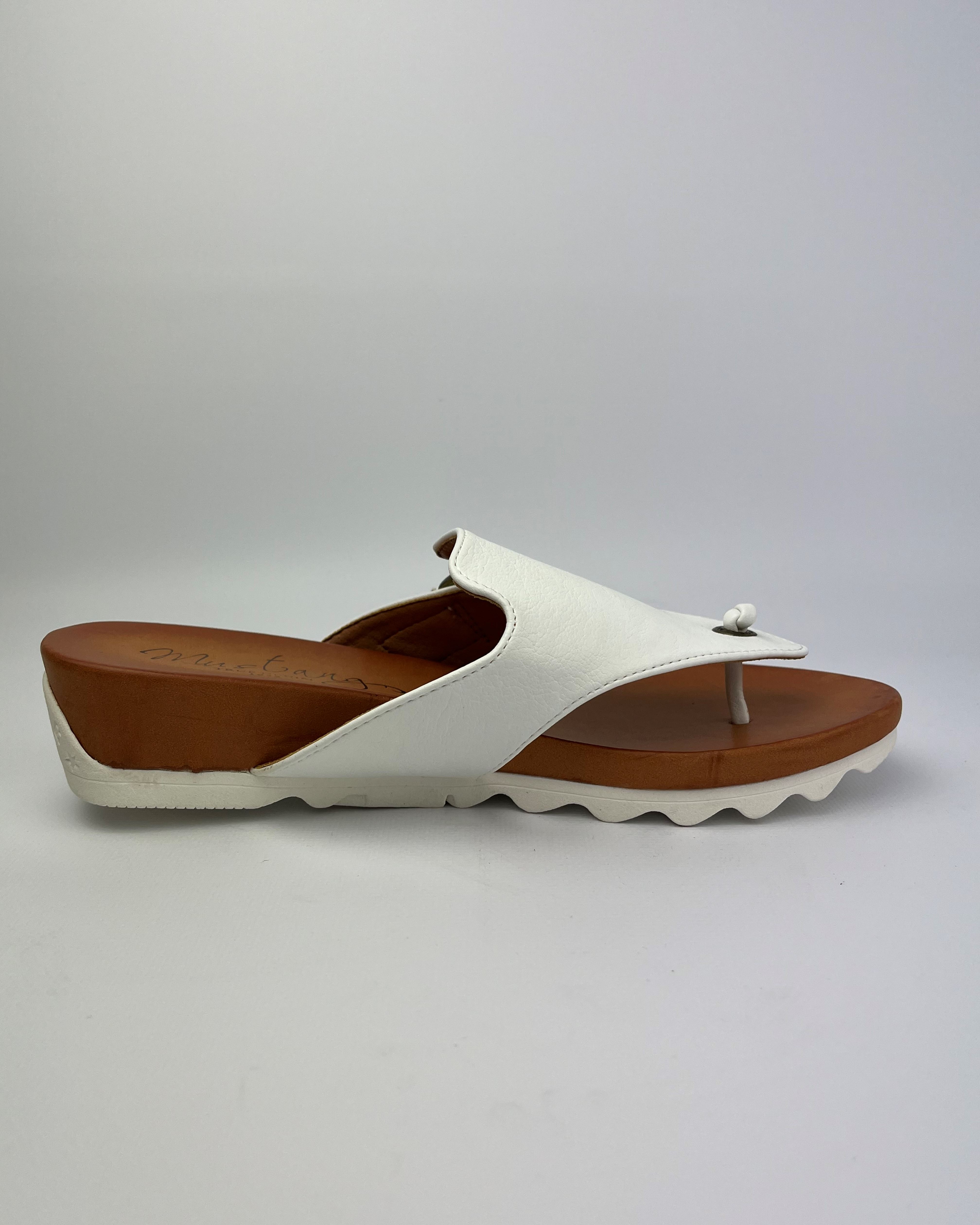 Mustang sandals